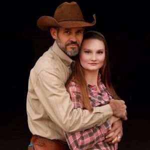 Meet your Posher, Chrissy